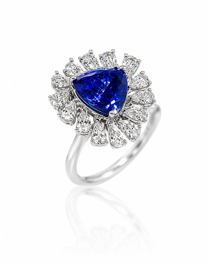 Anello con Tanzanite e Diamanti